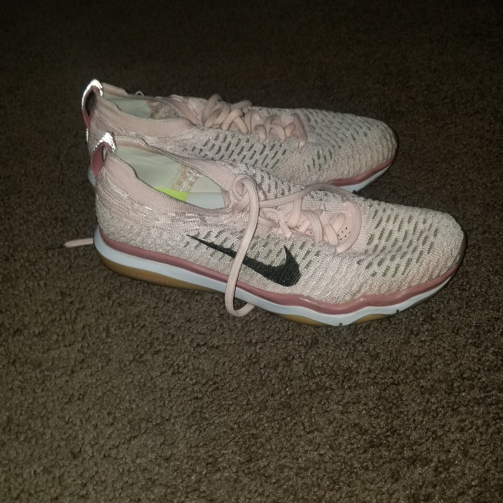 Nike Flyknit - Picture 5 of 6